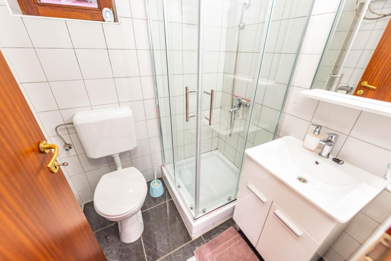 Apartmani Tatjana Novalja Exterior foto