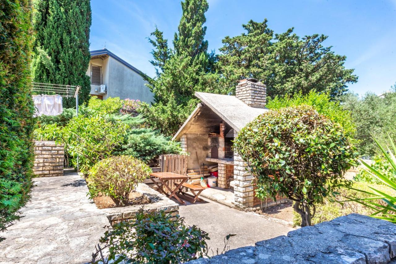 Apartmani Tatjana Novalja Exterior foto